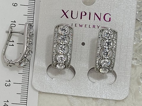 Серьги E03283